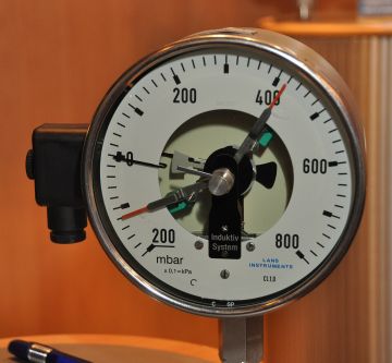 File:Contact pressure gauge.JPG
