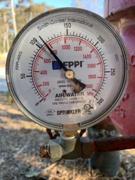 File:Pressure Gauge at UCSD.jpg
